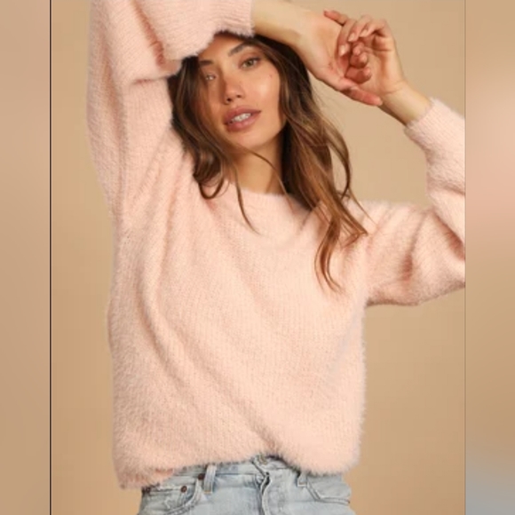 Lulu's eyelet knit oversized sweater size S - Picture 1 of 9